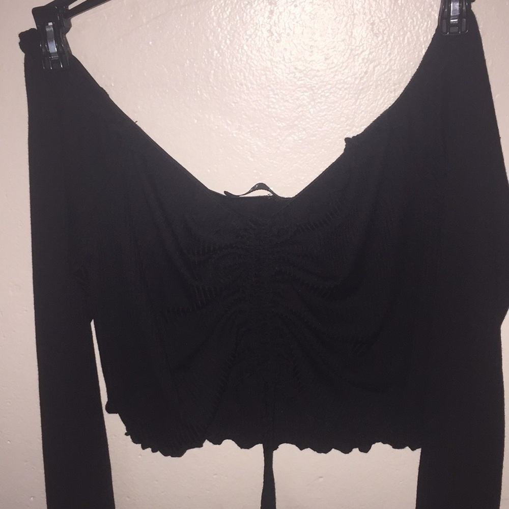 long sleeve off the shoulder lettuce cut crop top